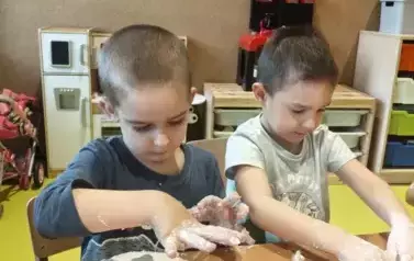 1 (17)