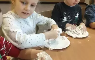 1 (16)