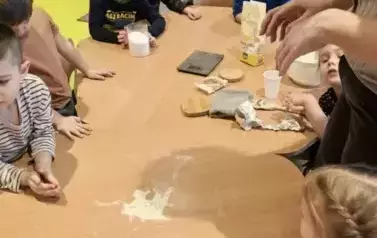 1 (13)