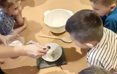 1 (11)